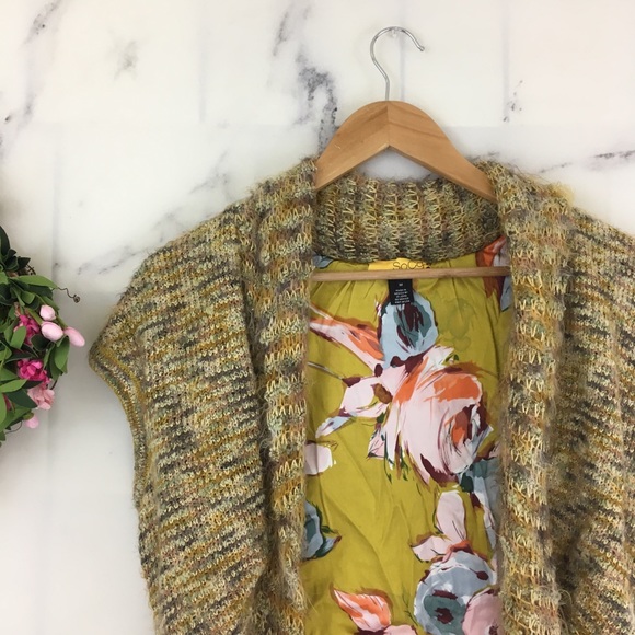 🌸SOLD🌸SoCa St. John Crop Shrug Cardigan - Picture 2 of 7